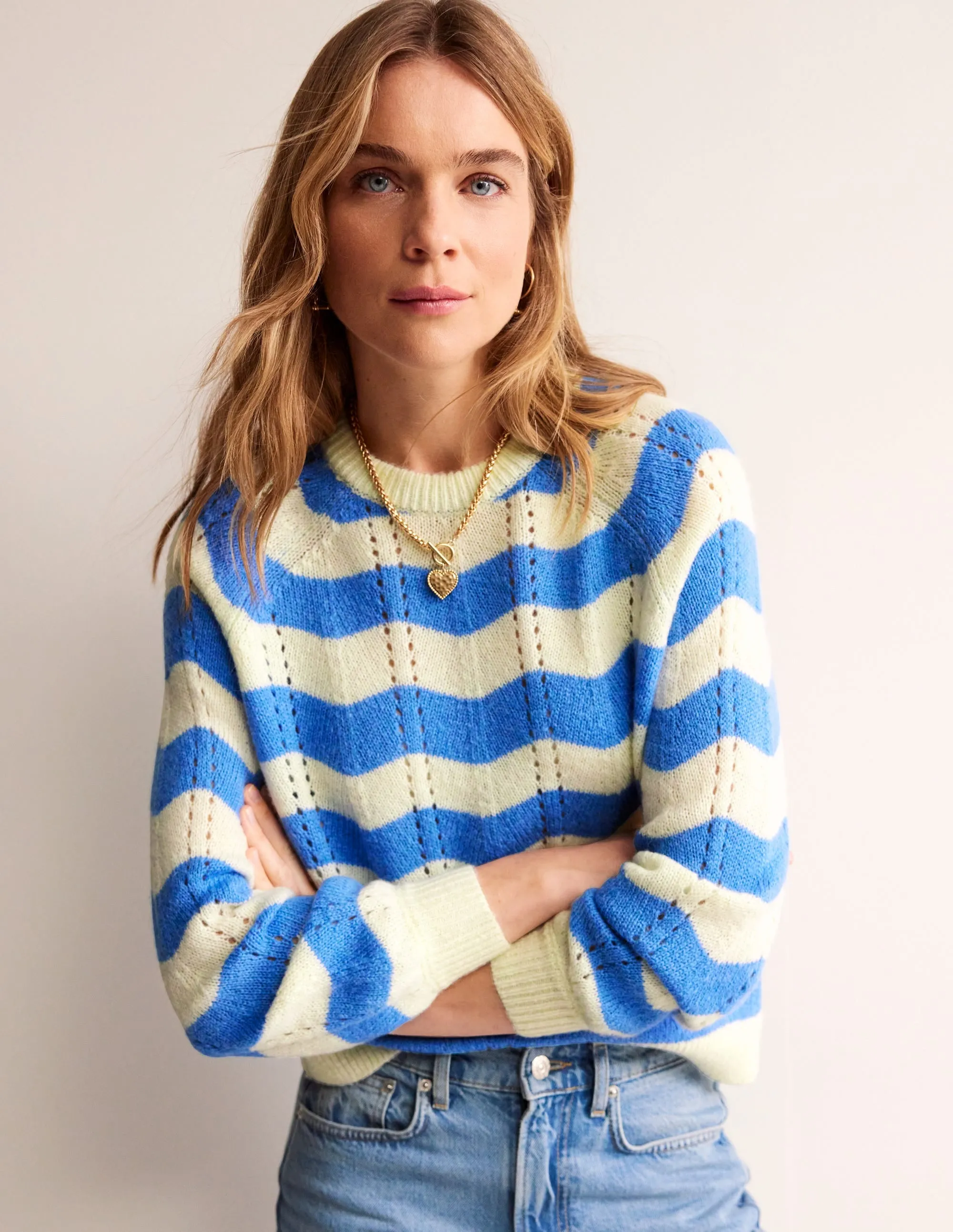 Fluffy Wave Jumper-Bright Blue, Warm Ivory Wave